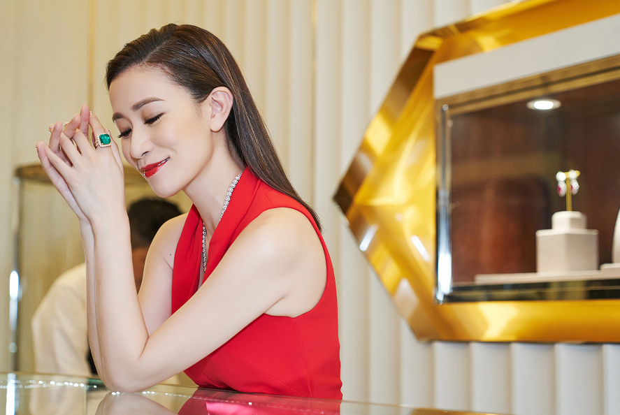 {網上賭場}(有关品味时尚的议论文) {網上賭場}(有关品味时尚的议论文)